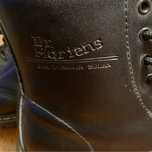 Ladies Dr Martens Ankle Boots - Picture 6 of 9